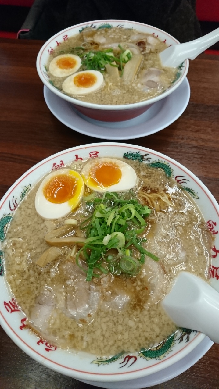 魁力屋　ラーメン