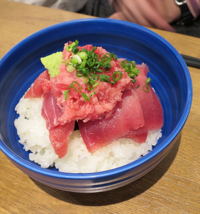 かしわ水産　早川　マグロ