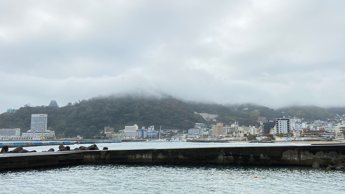 熱海　ダイビング　港