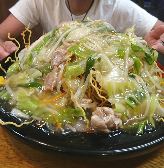 まるい食堂　三浦　初声