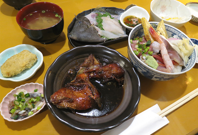 ぎょギョ魚の三太郎　早川　ランチ