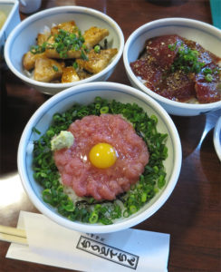 ちりとてちん　三崎　マグロ　丼　ミシュラン