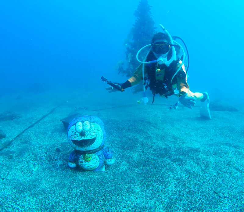 江の浦　ダイビング　中性浮力　講習　ドラえもん