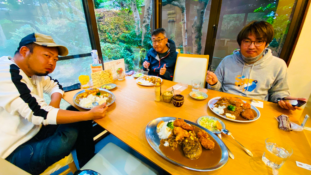 ジブ　沼津インター　カレーの店