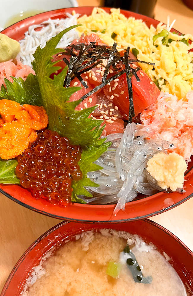 沼津　丸天　海鮮丼