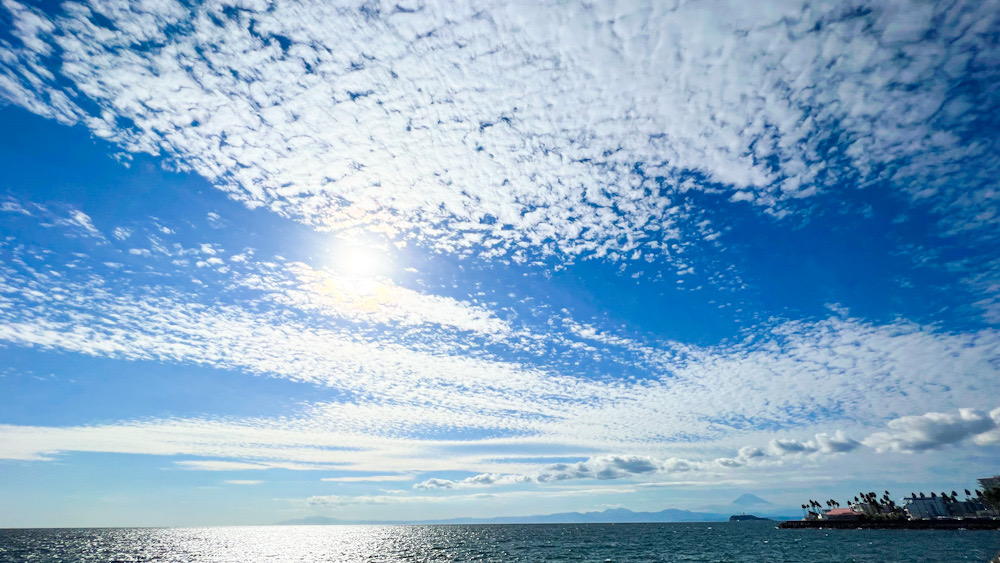 秋の空　鱗雲