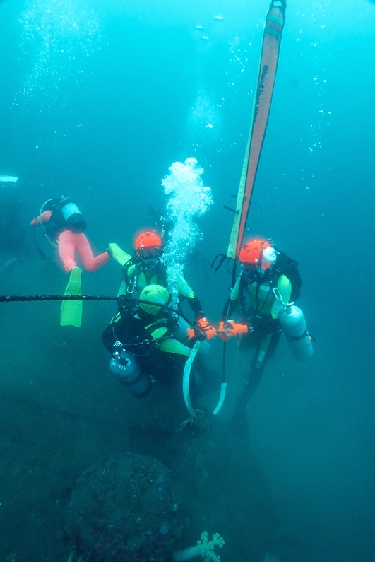 熱海　ダイビング　ツアー　日帰り　沈船