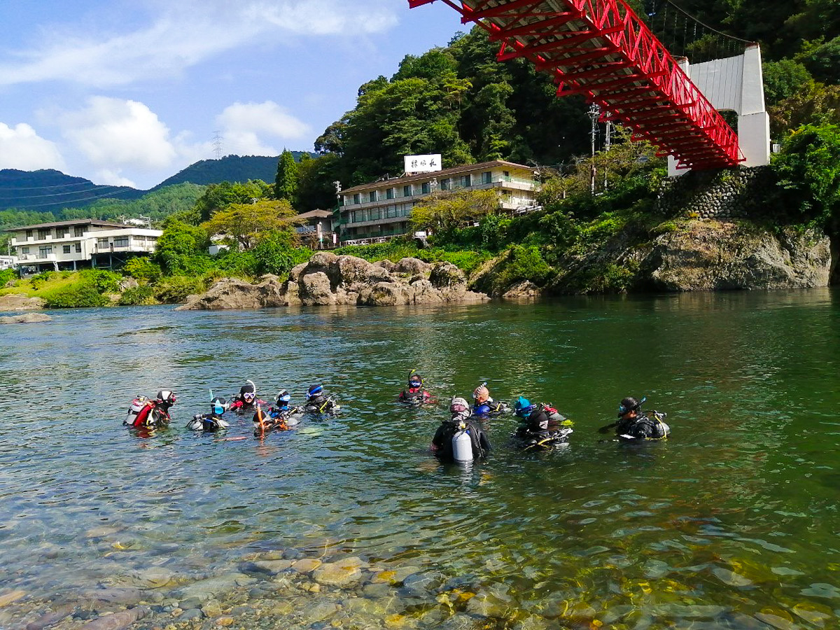 長良川　リバーダイビング　美濃橋　水中クリーンナップ　AWARE WEEK 2023 ＆ WORLD CLEANUP DAY