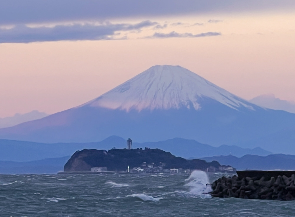 神奈川　富士山　赤富士　湘南　江の島