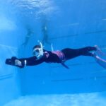 神奈川のスキンダイビング講習で水中スクーター体験
