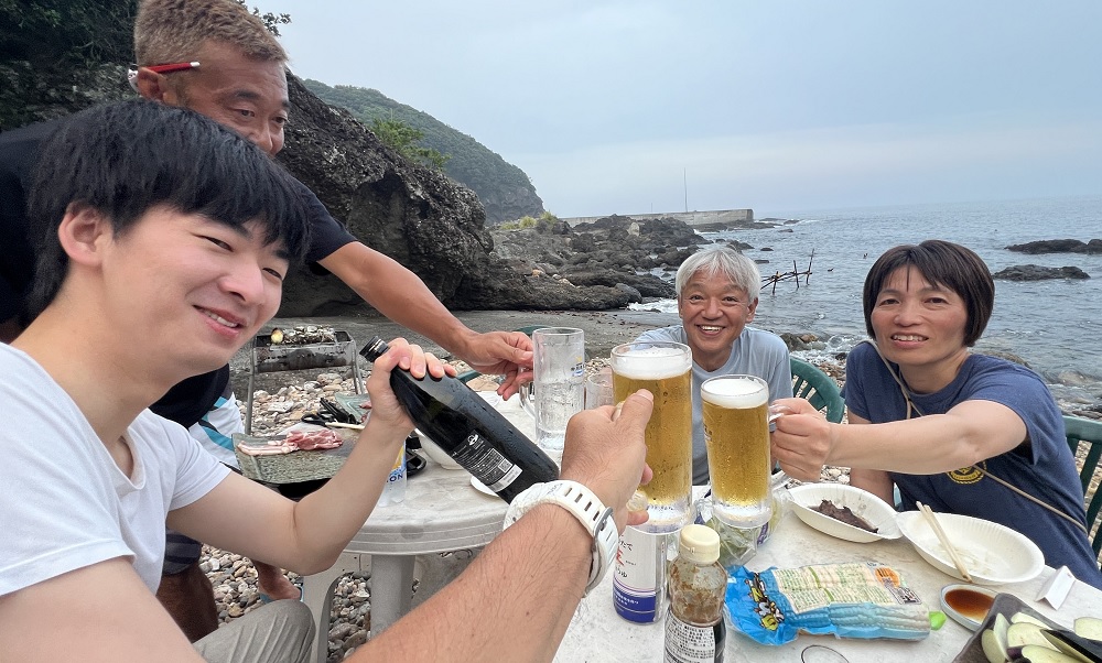 海でバーベキュー ダイビング ツアー