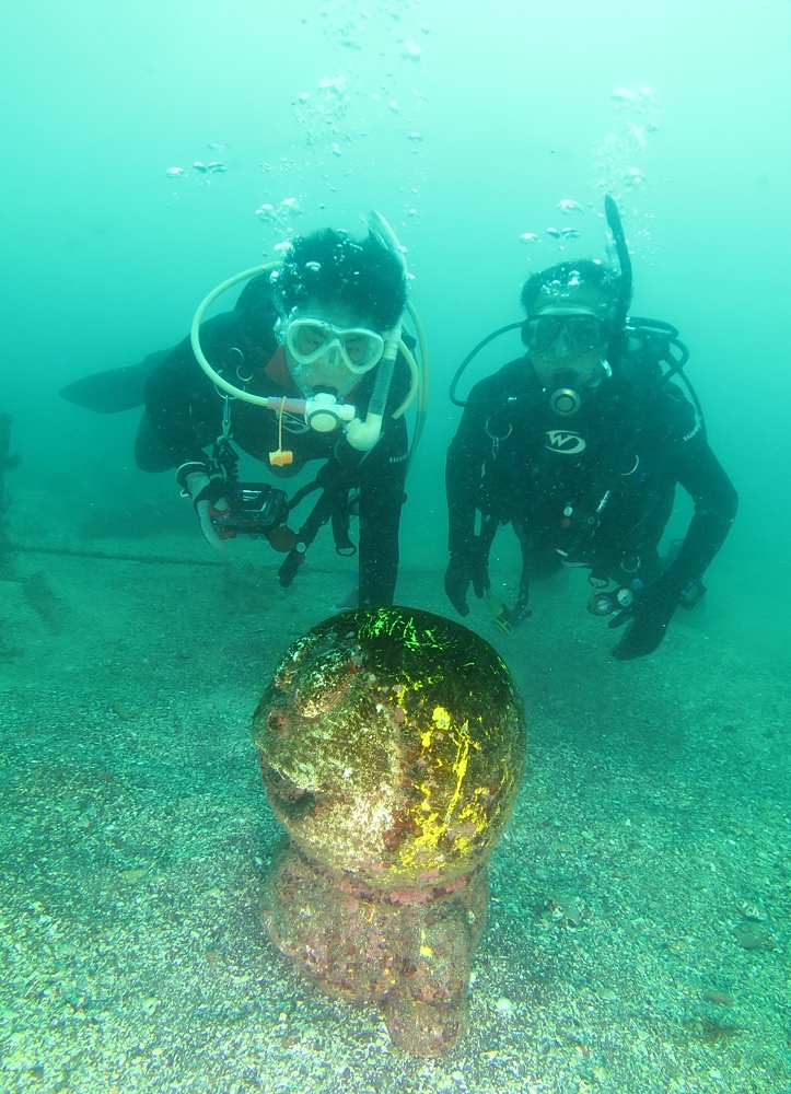 江之浦　ダイビング　カエルアンコウ　中性浮力