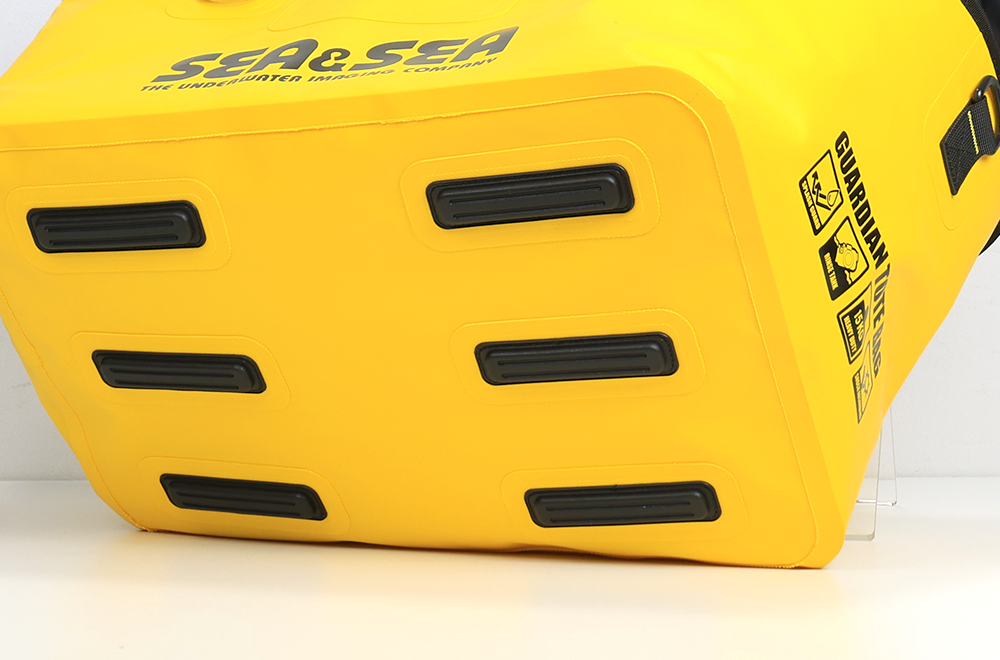 YELLOW SUB MEGA TOTE　イエローサブメガトート SEA&SEA ハウジング用バック