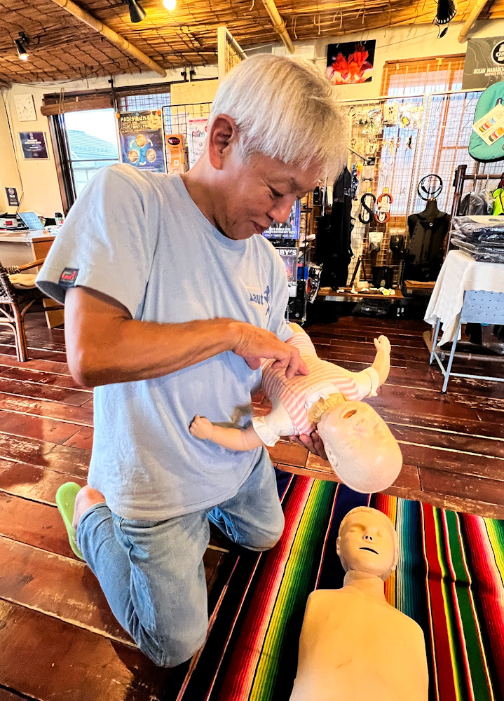 EFR 応急処置法 CPR AED 心肺蘇生法 PADI レスキュー