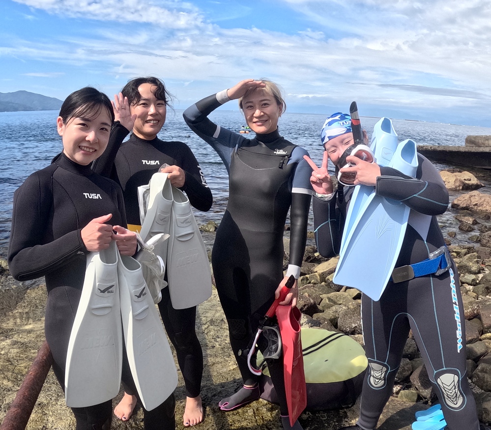 スキンダイビングツアー 沼津 伊豆 ランチ スキンダイビング女子
