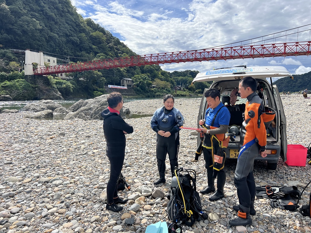 長良川リバーダイビングSP　美濃橋　オオサンショウウオSP