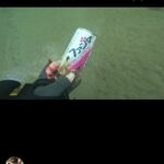 大昔のデザインのファンタグレープの缶　水中清掃　空缶　川のゴミ　リバーダイビング　長良川