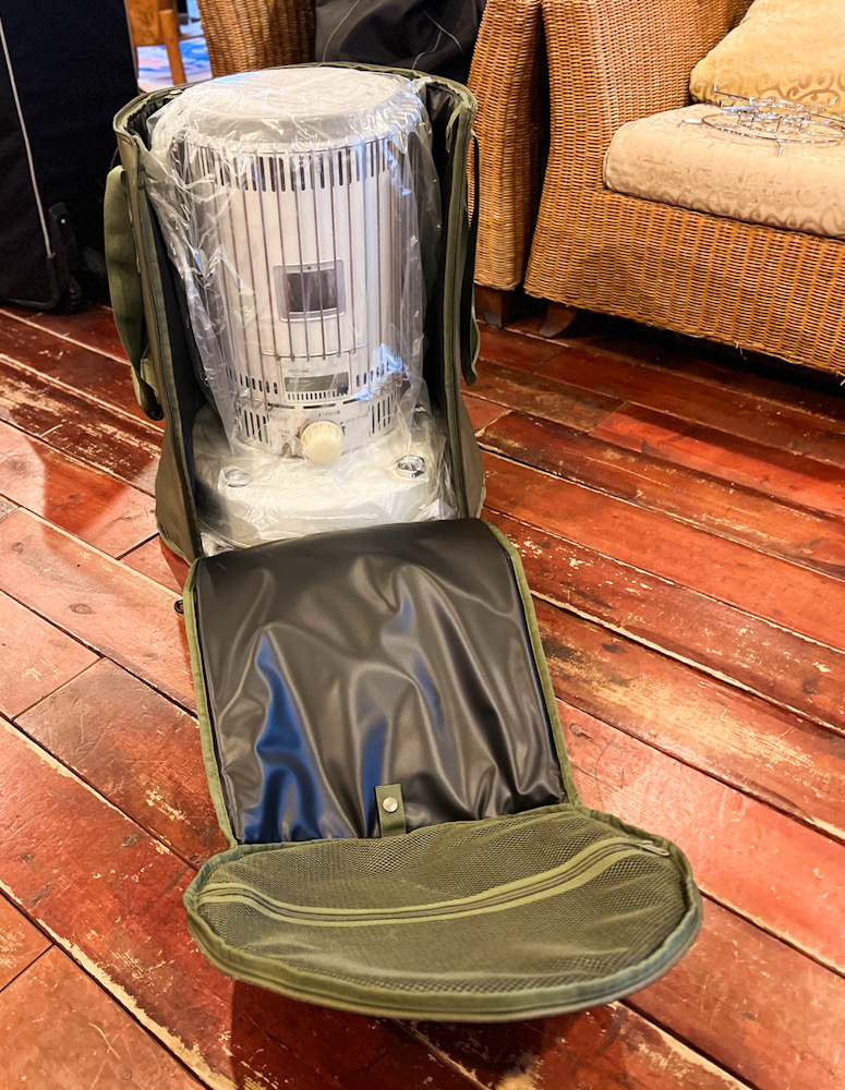 冬 ストーブ トヨトミ