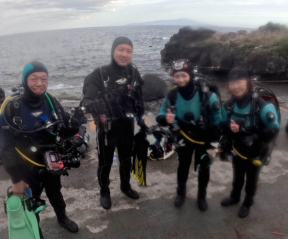 伊豆海洋公園　ナイトダイビング　ウミガメ　大晦日