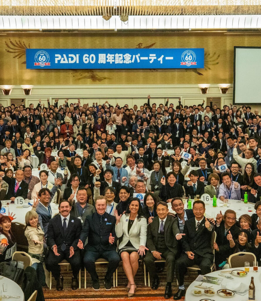PADI60周年記念　パーティー　ダイビング　イントラ