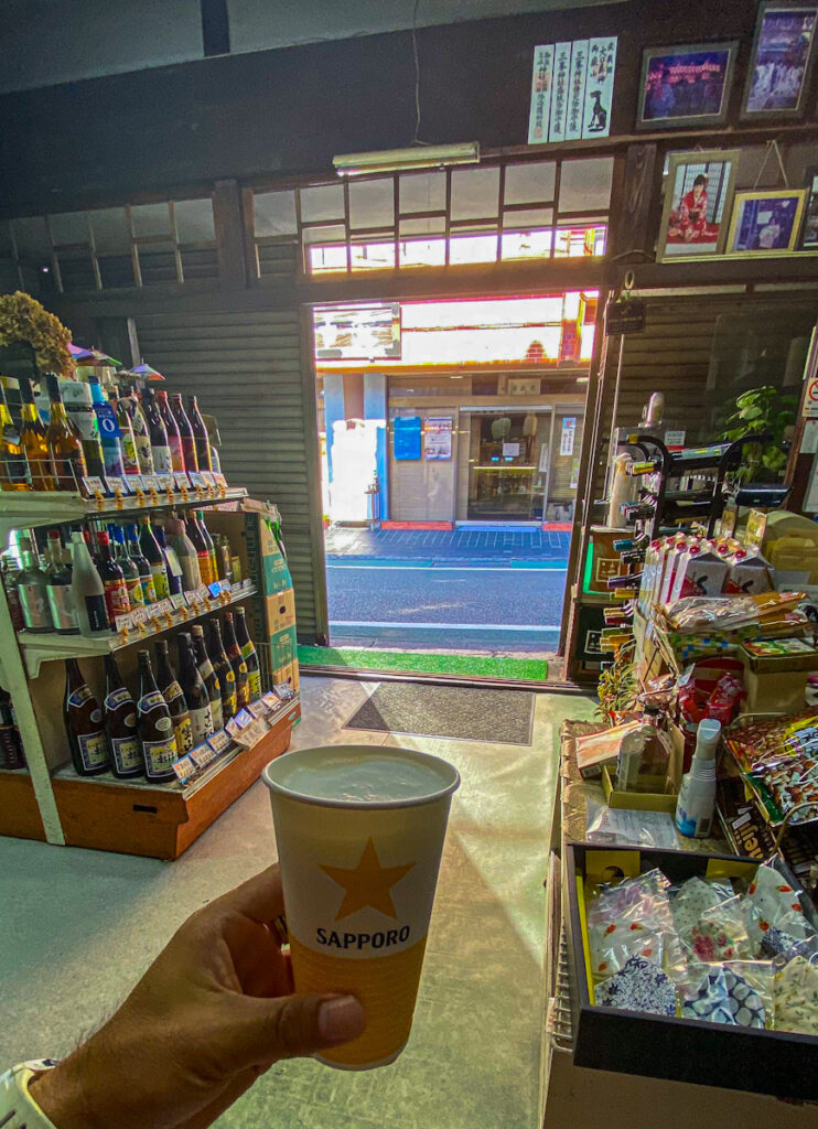 鎌倉　大町　角打ちなおらい　あやとり　石川屋酒店