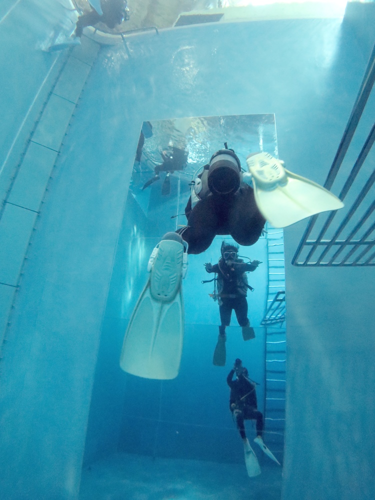 水の家　プール　伊豆高原　ダイビング　リフレッシュ